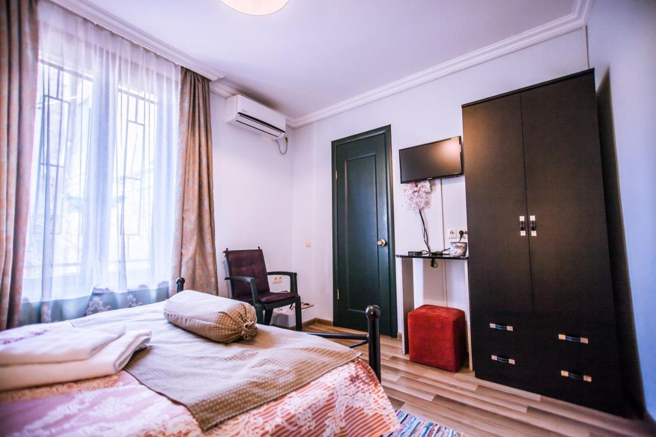 Home 12 Tbilisi Eksteriør billede